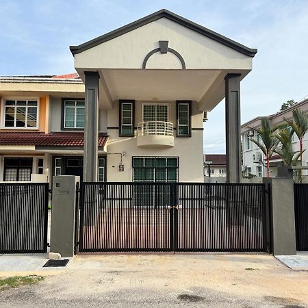 Homestay Melaka Executive Zewnętrze zdjęcie